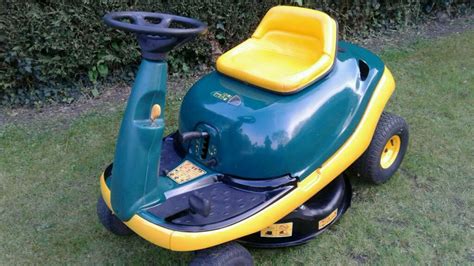 Mtd Dx70 Ride On Mower In Good Condition In Stamford Lincolnshire