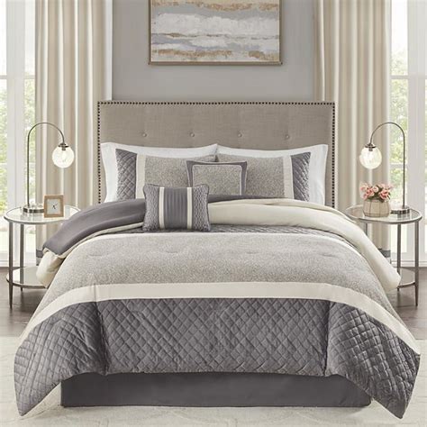 Madison Park Klein 6 Piece Comforter Set With Throw Pillows