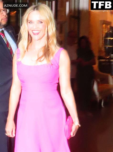 Reese Witherspoon Sexy Seen Flaunting Her Hot Cleavage In Pink At The Where The Crawdads Sing