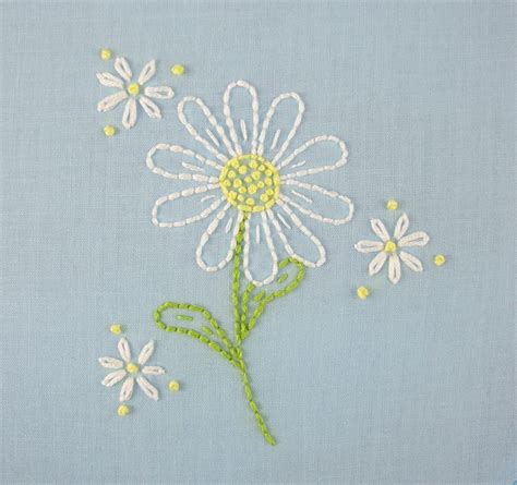 Daisy Hand Embroidery Pattern Daisy Embroidery Daisy Design Simple