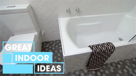 These cheap bathroom remodel ideas for small bathrooms are quick and easy. Creative Small Bathroom Makeover On A Budget | Indoor ...
