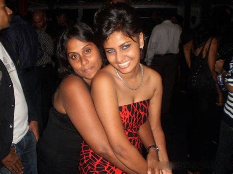 Club Girls Party Lanka Club Girls
