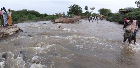 east africa flooding displaces 1 5 million set to peak in november care