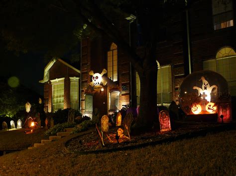 Decorations For Outdoor Halloween Party 15 Brilliant Outdoor
