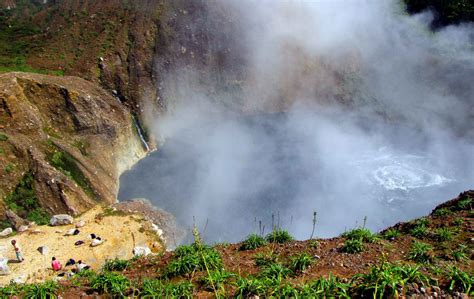 Dominica is a member of the caribbean community and common market (caricom). Fort Young Hotel A Guide to Hiking Dominica's Incredible Boiling Lake