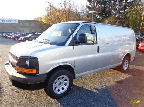 Sheer Silver Metallic 2013 Chevrolet Express 1500 Cargo Van Exterior