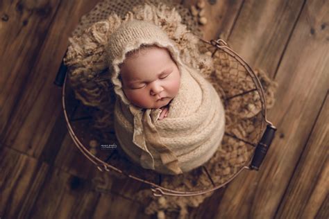 Melbourne Best Newborn Photographer Award Winning And Featured Newborn