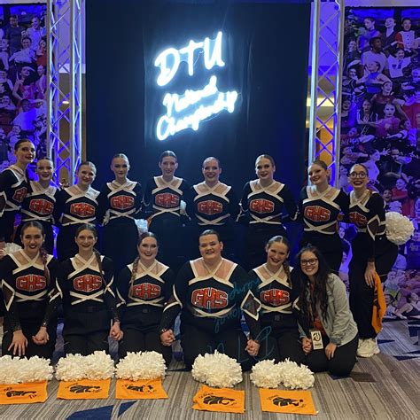 Grinnell Hs Tiger Paws Dance Team