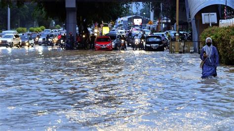 Hujan Lebat Menyebabkan Banjir di Ibu Negara Malaysia, Kuala Lumpur