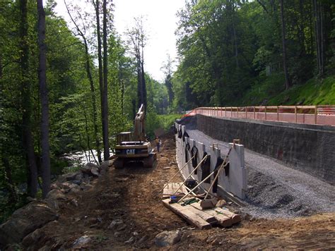 Retaining Wall Construction R E Burns And Sons Co Inc