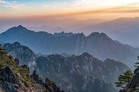 Paisaje Del Monte Huangshan Montañas Amarillas Unesco Sitio De