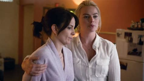 Tina Fey And Margot Robbie In Whiskey Tango Foxtrot Cultjer