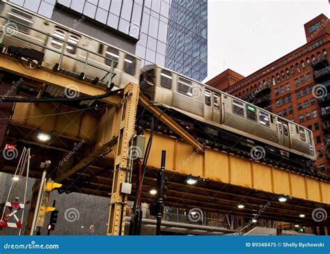 Moving Green Line Elevated El Train Part Of Chicago S Iconic Transit