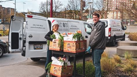 It reminded me of pike's place market in downtown seattle, but multiplied by about 50! Deliveries available from Pike Place Market vendors ...