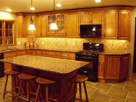 To this end, we are offering our biggest discounts right now to support customers and homeowners. KITCHEN CABINET DISCOUNTS -RTA -KITCHEN MAKEOVERS