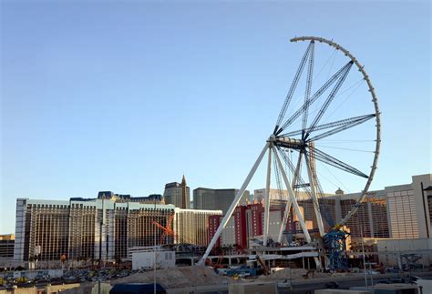 Worlds Largest Ferris Wheel Nears Completion In Las Vegas