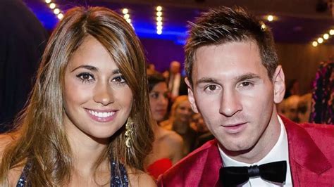 We link to the best sources from around the world. 2018 world cup Footballer and their girlfriend | Messi ...