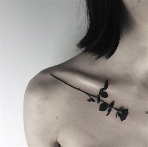 Bleeding rose rose rosetattoo black widow tattoo studio. 70 Perfect Tattoos That Every Woman Can Pull Off - TattooBlend