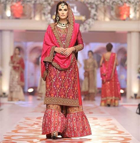 1000 Images About Gharara Sharara Dhaka Pajama And Farshi Pajama On Pinterest Couture Week