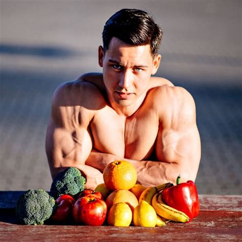 Adam Kuncicki First Vegan Bodybuilder In Poland More Vegan Men Guys