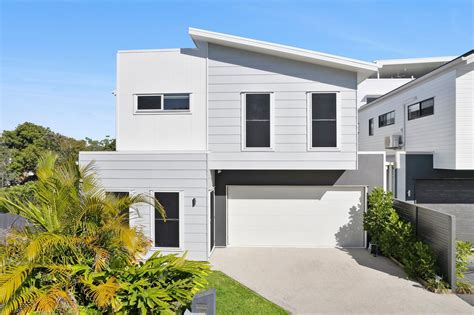 Tranquil Beachside Oasis - Belle Escapes