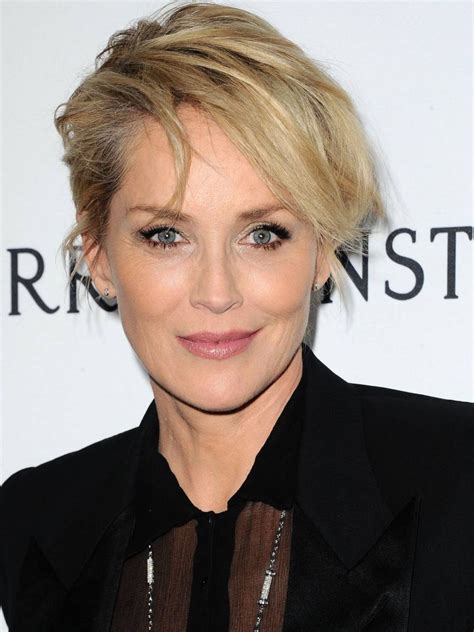 Her roles in movies such as casino, basic instinct and total recall made her a household name and she enjoyed much critical success during the 1990s. Sharon Stone - AdoroCinema