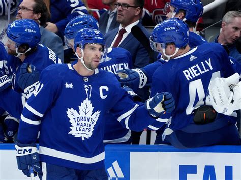 Maple Leafs In The Running To Win The Stanley Cup Oddsmakers Say
