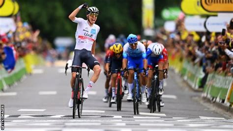 Tour De France 2022 Tadej Pogacar Sprints At Finish To Win Stage Six