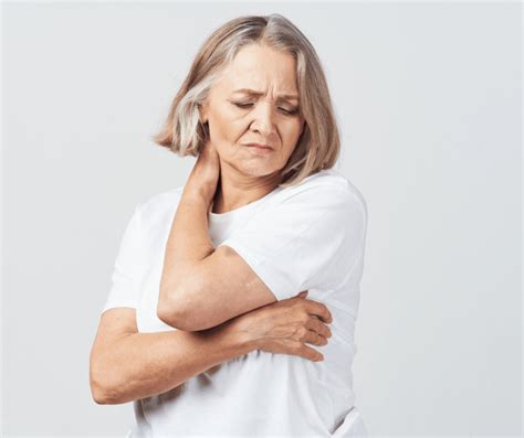 Dores Articulares Afetam Mais Da Metade Das Mulheres Na Menopausa