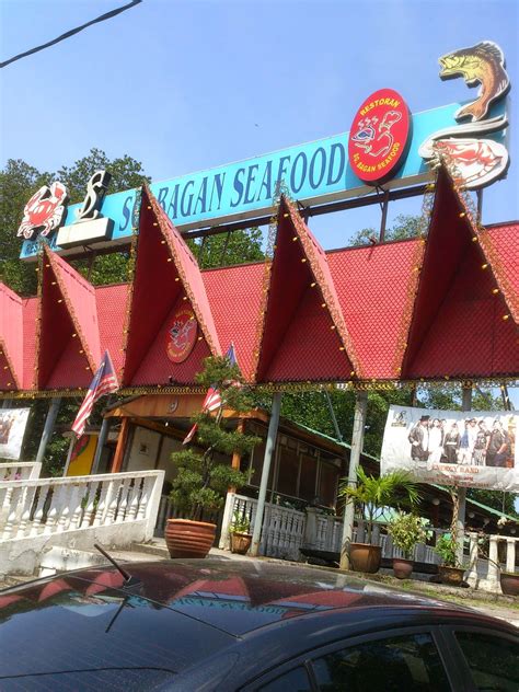 They are popular for their this restaurant is located in the residential area and it is in this bungalow house. My Life & My Loves ::.: Restoran Sg. Bagan Seafood, Port Klang