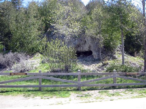 Mackinac Island Skull Cave Der Schiele Einflub Flickr