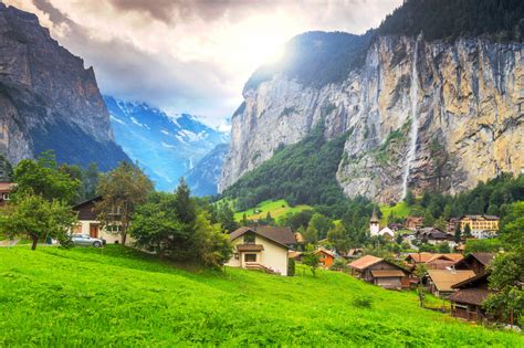 Lauterbrunnen, Switzerland jigsaw puzzle in Waterfalls ...