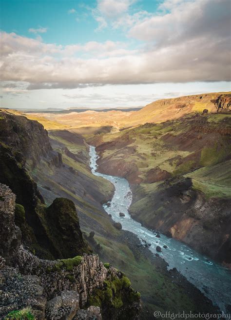 A Gorgeous Shot Of A River Running Through A Valley In Iceland Oc