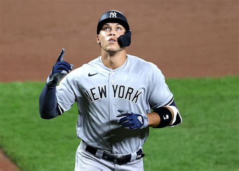 Aaron Judge S Hr In Ninth Leads Yankees To 18th Straight Over O S