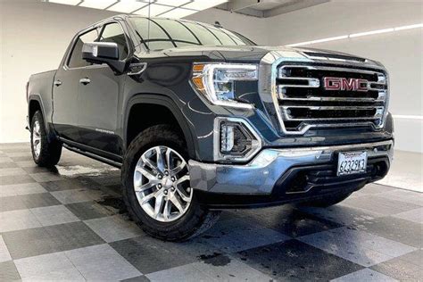 Learn About This Used 2022 Gray Gmc Crew Cab Short Box 4 Wheel Drive
