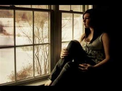 Un día, mientras mira por la ventana. Mujer abre tu ventana - Danny Rivera ( con letra) - YouTube