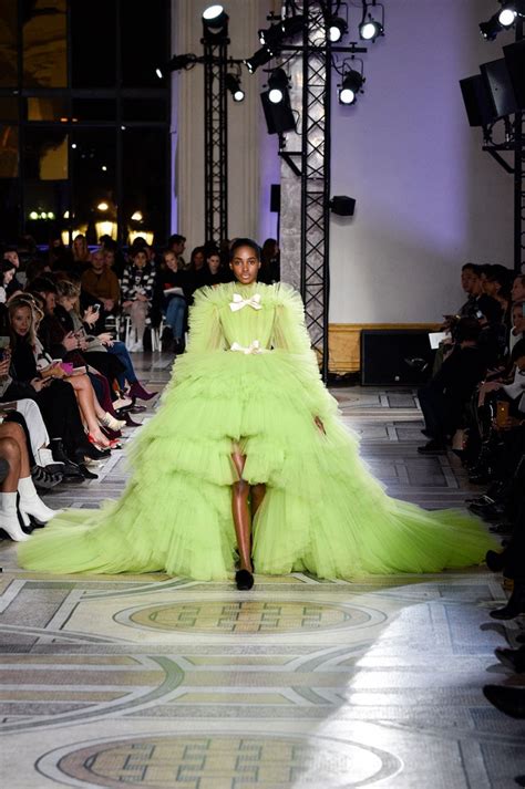 The 25 Best Runway Looks From Paris Spring Haute Couture Week Stylecaster