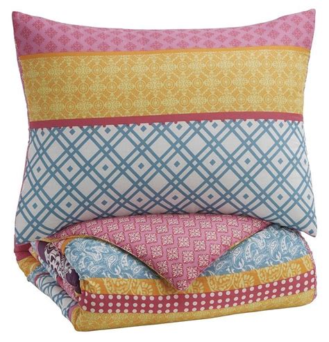 Basketball reversible sports linen set. Meghana Pink and Orange Youth Comforter Set by Signature ...