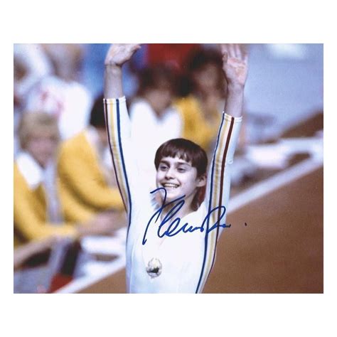 Nadia comaneci is a lifelong supporter of special olympics. Autographe Nadia COMANECI (Photo dédicacée)