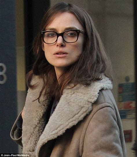 Keira Knightley Shuns Movie Star Glamour As She Goes Make Up Free And