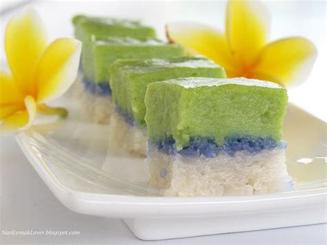 It's a blessing and a curse to be loved by her; Kuih Seri Muka | Asian desserts, Food, Nasi lemak