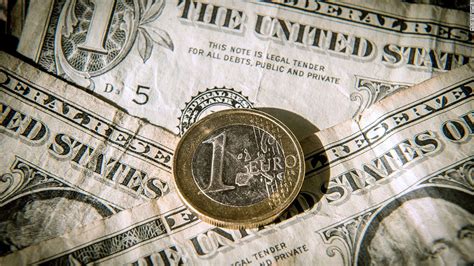 Exchange rate travel: Surfing the dollar's euro surge ...