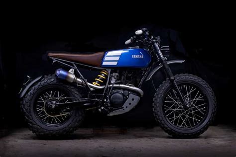 It is good for cornering and has great stability. 16 Best Small Motorcycles for City Commuting
