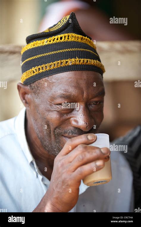 Old Man Drinking Palm Wine Bamenda Cameroon Africa Stock Photo Alamy