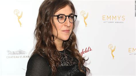 Mayim Bialik Not Trendy To Be Religious In Hollywood Cnn