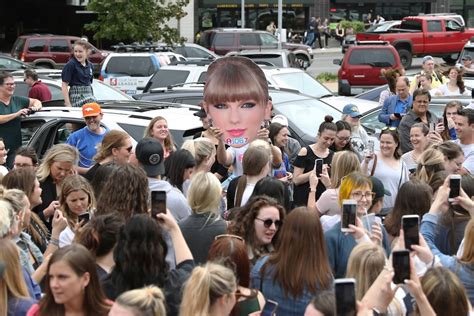 Ticketmasters Taylor Swift Eras Presale Is Glitching Amid High