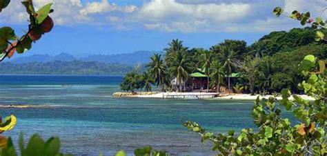 There are three routes into bocas del toro province, one over the lush, jagged mountains from chiriqui. Bocas Del Toro Tours | Panama Tour Deals | Bocas Town Tours