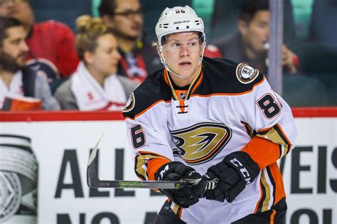 As of 2019, ondrej kaše has an estimated net worth of over $1 million which is quite similar to neal pionk and earns $2,600,000 as annual salary currently. ondrej-kase | Hockey Prospects - DobberProspects