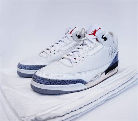 1988 Michael Jordan Nike Air Jordan Iii Sneakers Signed Rally