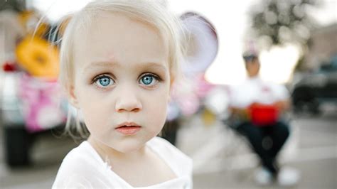 Welche Augenfarbe Bekommt Mein Baby Test Captions Ideas